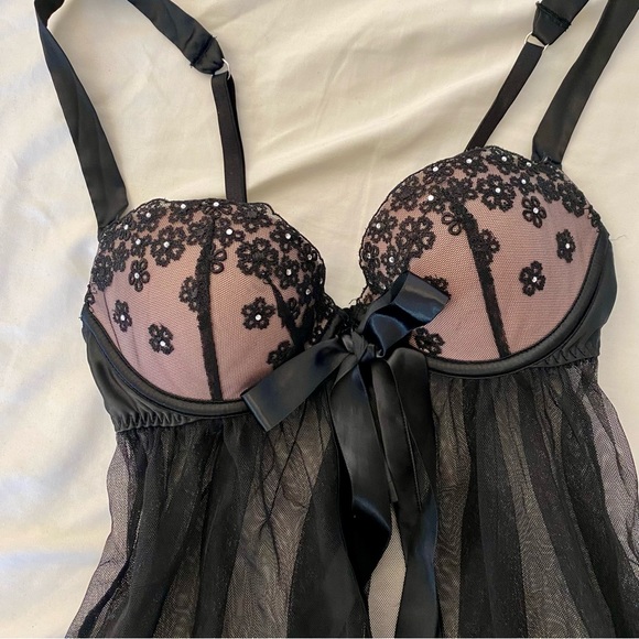 SOLD - Picture 3 of 6